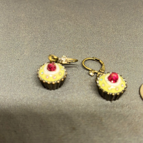 Betsey Johnson Jewelry - Betsy Johnson cupcake earrings